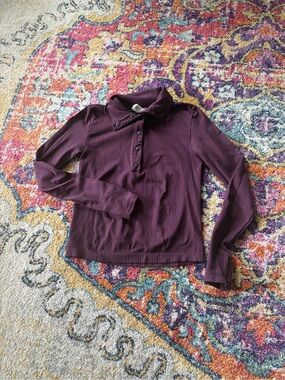 Athleta Ribbed Long-Sleeve Snap Henley Top in Deep Plum